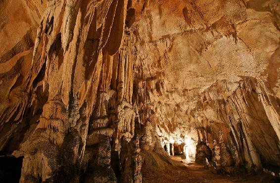 Highlight am Schluss des Velebit-Gebirges: die Höhlen Cerovačke pećine