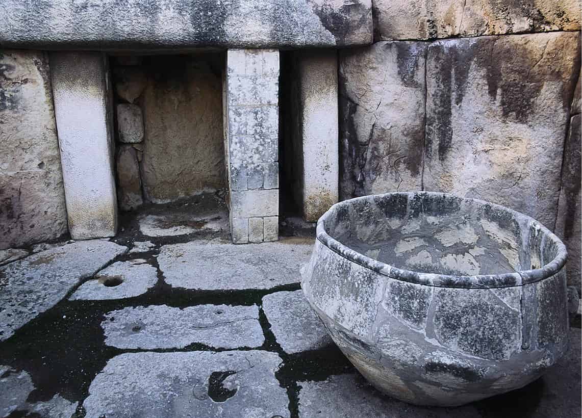 Tarxien_Temple_Neolithic_Bowl_Malta_EC.jpg