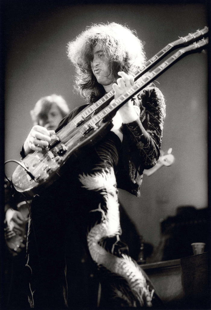 JIMMY PAGE | 1975