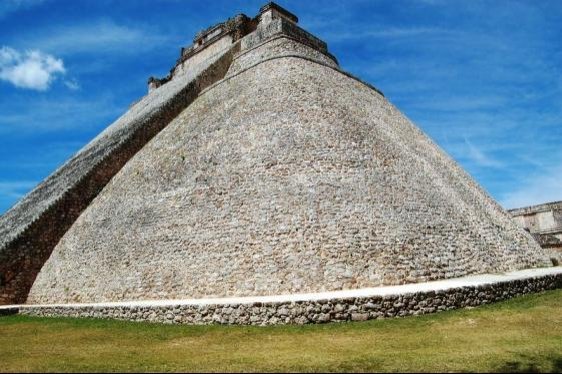 File:0071 Uxmal.JPG