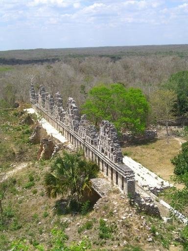 File:Uxmal-house-of-the-Doves.jpg