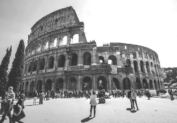 Il Colosseo oggi, la principale meta turistica in Europa e la seconda al mondo dopo la Muraglia Cinese. © Roberta Baria.