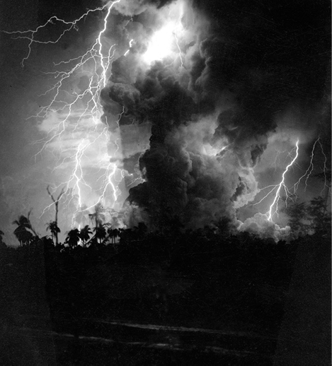 44.%20Lightning%20Rabaul%201937.jpg