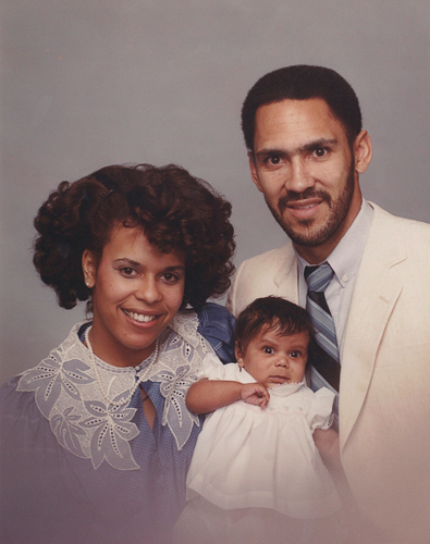 dungys_FirstFamilyPhotoWithTiara.jpg