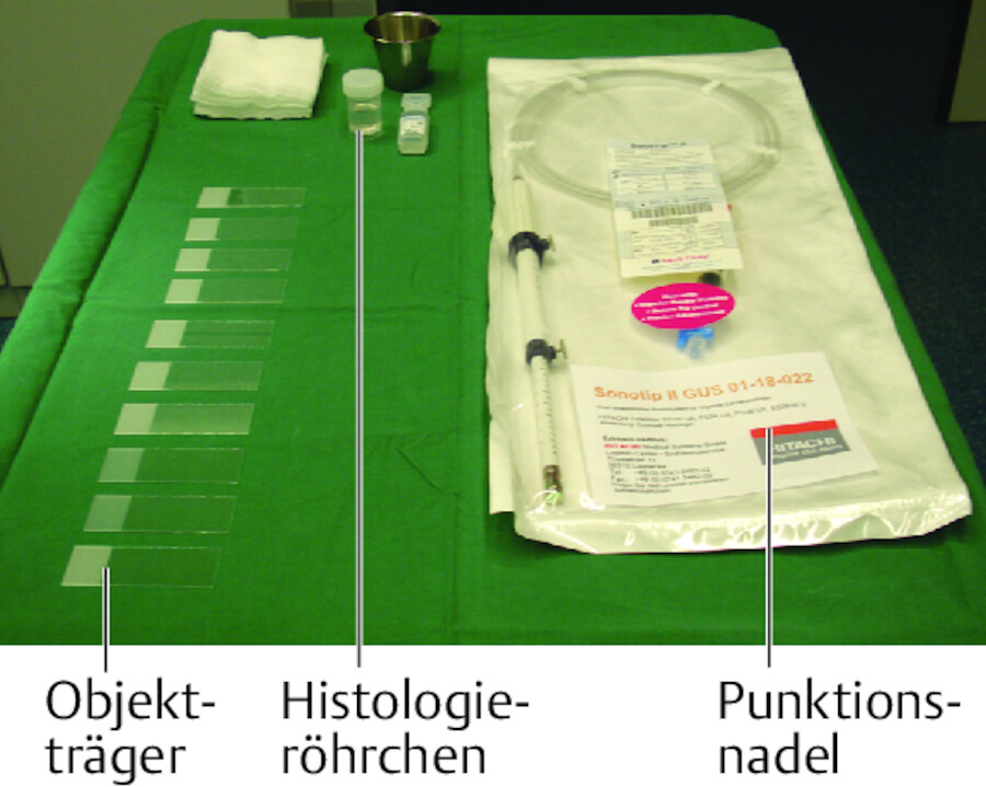 Instrumententisch für die endosonografische Punktion.