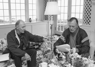 The daily NSC briefing with President Bush at Walker’s Point, Kennebunkport, Maine (August 25, 1990) GEORGE BUSH PRESIDENTIAL LIBRARY AND MUSEUM