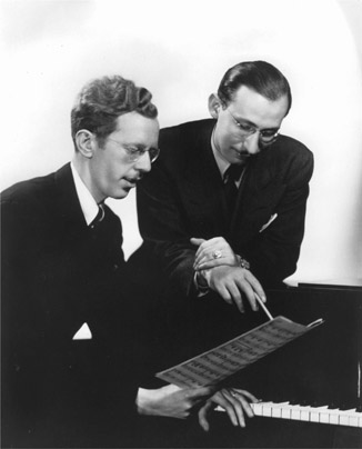 FIGURE 10.2 Saul Chaplin and Sammy Cahn when they wrote “Bei Mir Bist du Schoen.” Courtesy of Photofest.