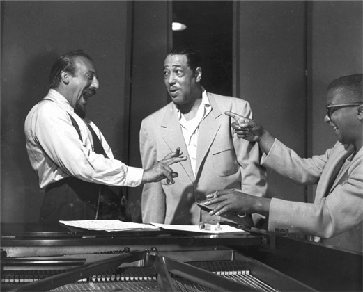 FIGURE 10.4 Mitch Miller (left) clowns with Duke Ellington and Billy Strayhorn. Courtesy of Photofest.