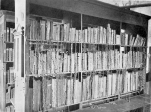 PLATE XIX HEREFORD CATHEDRAL LIBRARY: CHAINED BOOKS