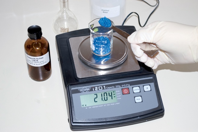 Weighing the sample of copper sulfate