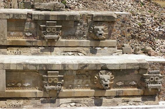 File:Teotihuacan-Temple of the Feathered Serpent-3035.jpg