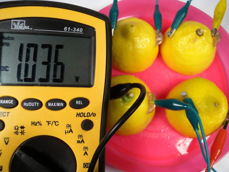 Configuring multiple lemon batteries in series and in parallel changes the amount of available voltage and current.