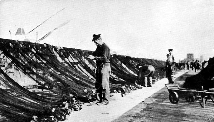 DRYING THE NETS