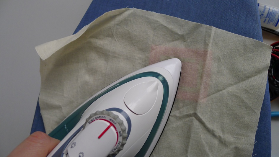 Ironing the conductive fabric