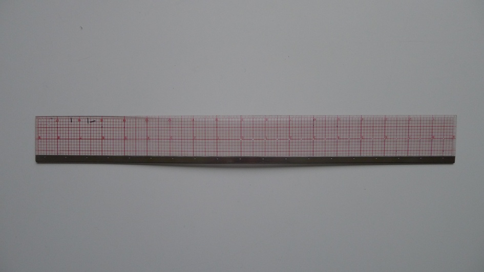 Clear ruler