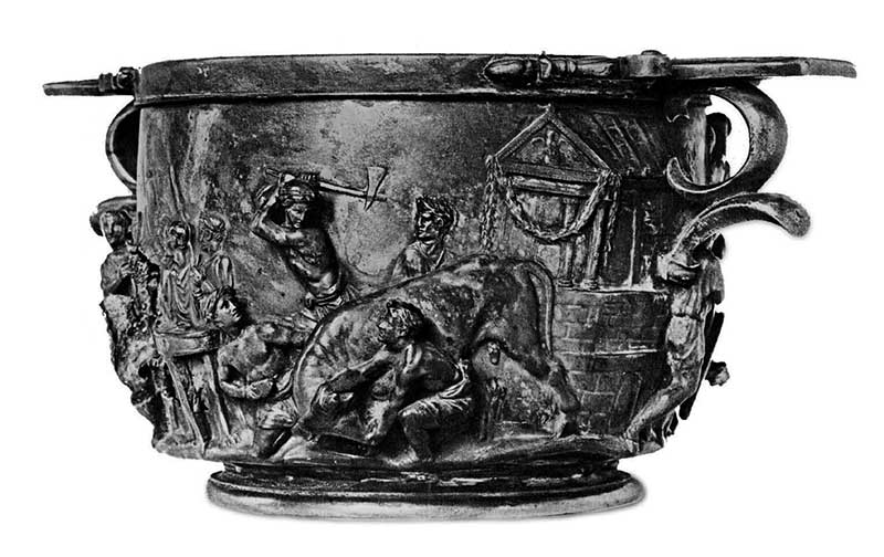 Boscoreale, tazza argentea, sacrificio in occasione della partenza di Tiberio per la Germania davanti al Tempio di Giove Feretrio, 7 a.C., Parigi, Louvre