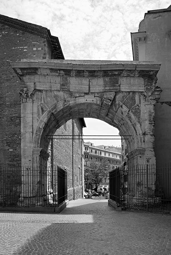 Porta Esquilina, vista del lato interno