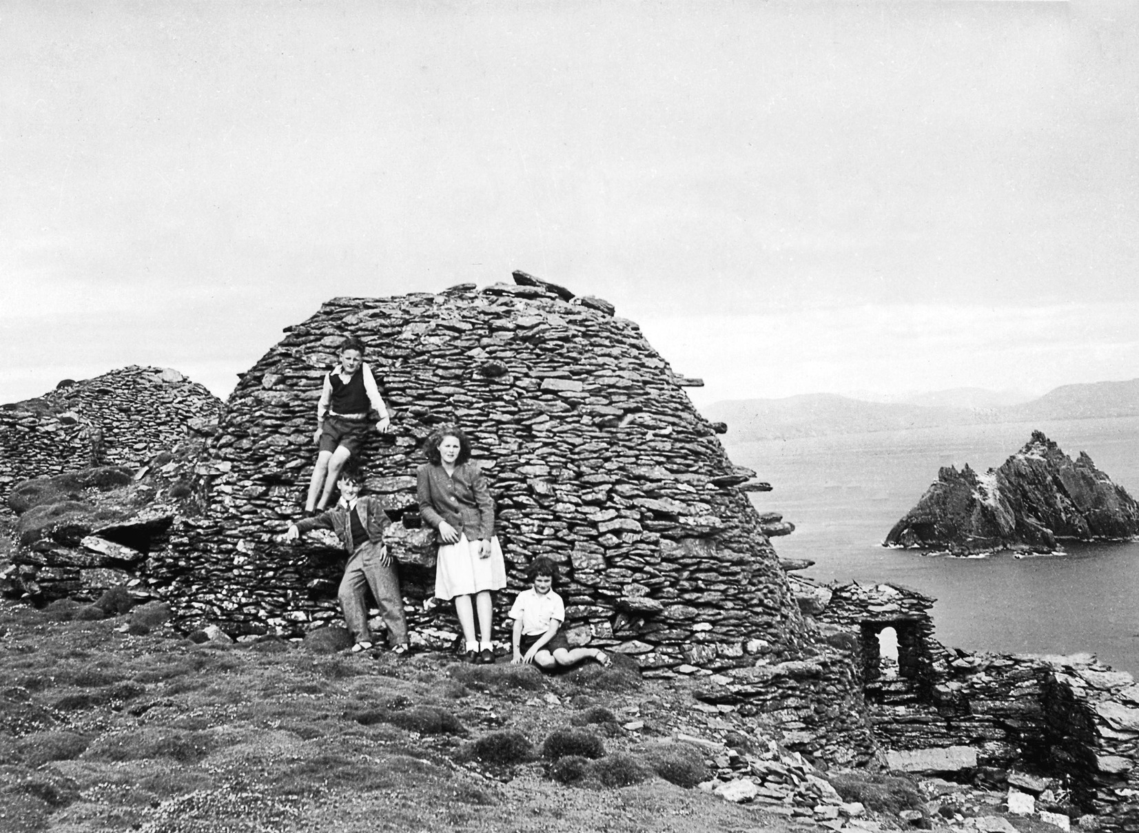 Family holiday in the west of Ireland,  1947 : Paddy, Thomas, Antonia, and Judith on a Skellig Island, with another one visible in the distance. 