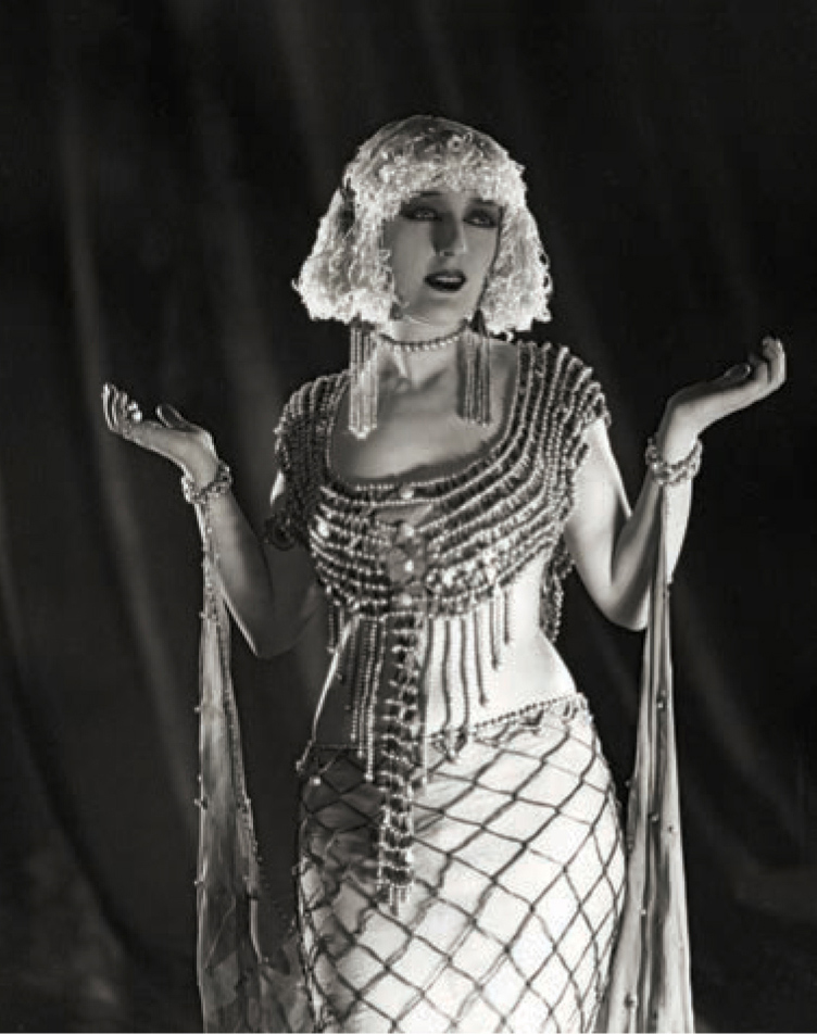 Carmel Myers in Ben-Hur: A Tale of the Christ (1925). Costume design by Harold Grieve and Ethel Painter Chaffin.