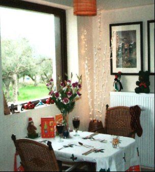 C:\Documents and Settings\user\My Documents\My Pictures\It Started With An Ouzo\Book Nos 51 to 93\92 D.jpg