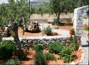 C:\Documents and Settings\user\My Documents\My Pictures\It Started With An Ouzo\Book Nos 101 to 143\141.jpg