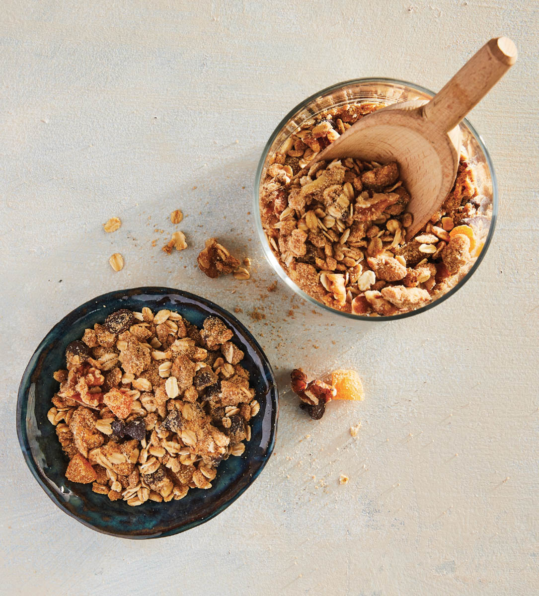 Two bowls of granola.