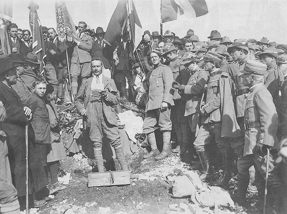 La prima adunata nazionale sul Monte Ortigara, settembre 1920.