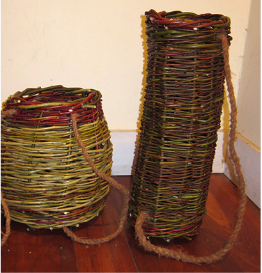 08-32willowbaskets.tif