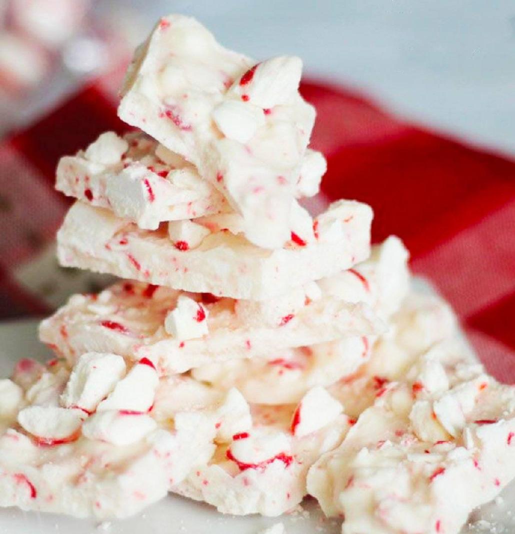 ../link/9218c8ed4863aedc44342dfd04217fa5--white-chocolate-candy-white-chocolate-peppermint-bark.jpg