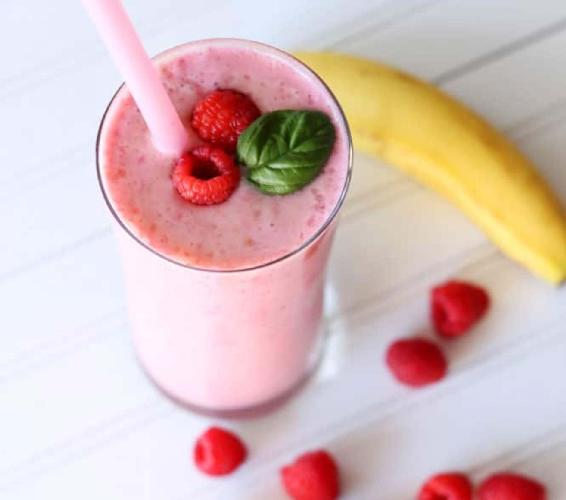 à¸à¸¥à¸à¸²à¸£à¸à¹à¸à¸«à¸²à¸£à¸¹à¸à¸ à¸²à¸à¸ªà¸³à¸«à¸£à¸±à¸ Bananas Raspberries Dates Smoothie