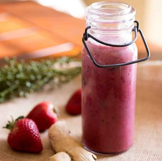 à¸à¸¥à¸à¸²à¸£à¸à¹à¸à¸«à¸²à¸£à¸¹à¸à¸ à¸²à¸à¸ªà¸³à¸«à¸£à¸±à¸ Immune-Boosting Strawberry Smoothie