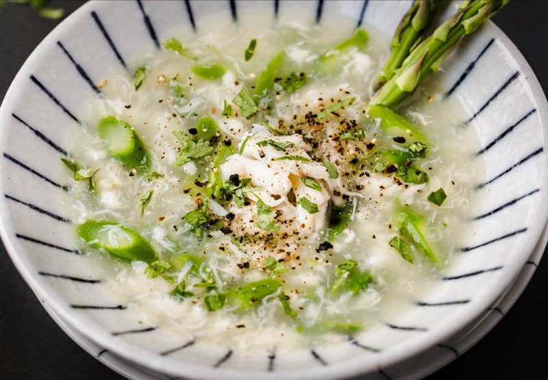 Crab Asparagus Soup (Sup cua mang tay) - Delightful Plate