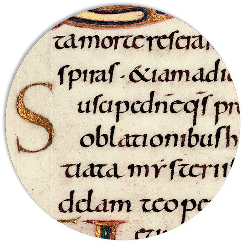 Deux exemples de minuscule caroline : un manuscrit de luxe : Sacramentaire de Corbie, dit missel de Saint Éloi : début de la fête de Pâques.