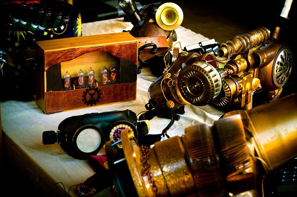 Steampunkery by Josh Tanenbaum at the “Steampunk Academy” (photo courtesy of Alan Winston)