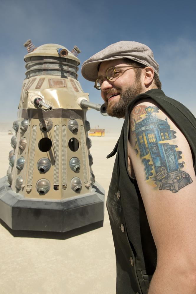 Expect the unexpected. Where did I stumble across that selfsame Dalek again? The Playa. Even in this hostile environment, they were still kind enough not to exterminate me. Dalek by Cory and Hannah Soto. (photo courtesy of Andy Pischalnikoff)