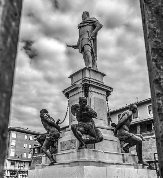 In queste pagine. Il Monumento dei Quattro Mori realizzato tra la fine del Cinquecento e l’inizio del Seicento a Livorno: Lafanu lo incontra sulla sua strada