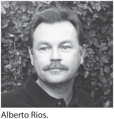 A photo of Alberto Rios.