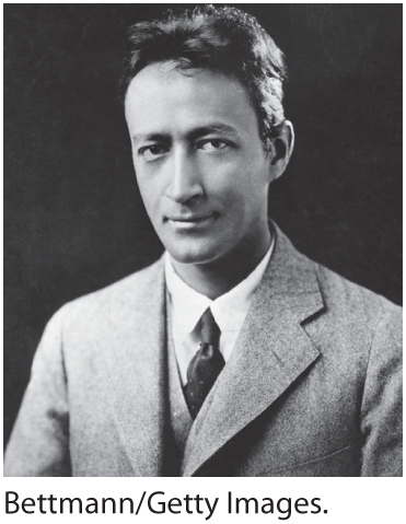 A photo of Jean Toomer.