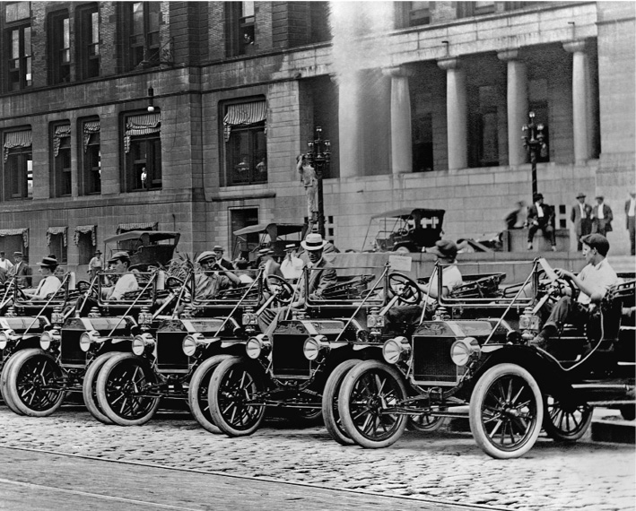 Model Ts at St. Louis City Hall