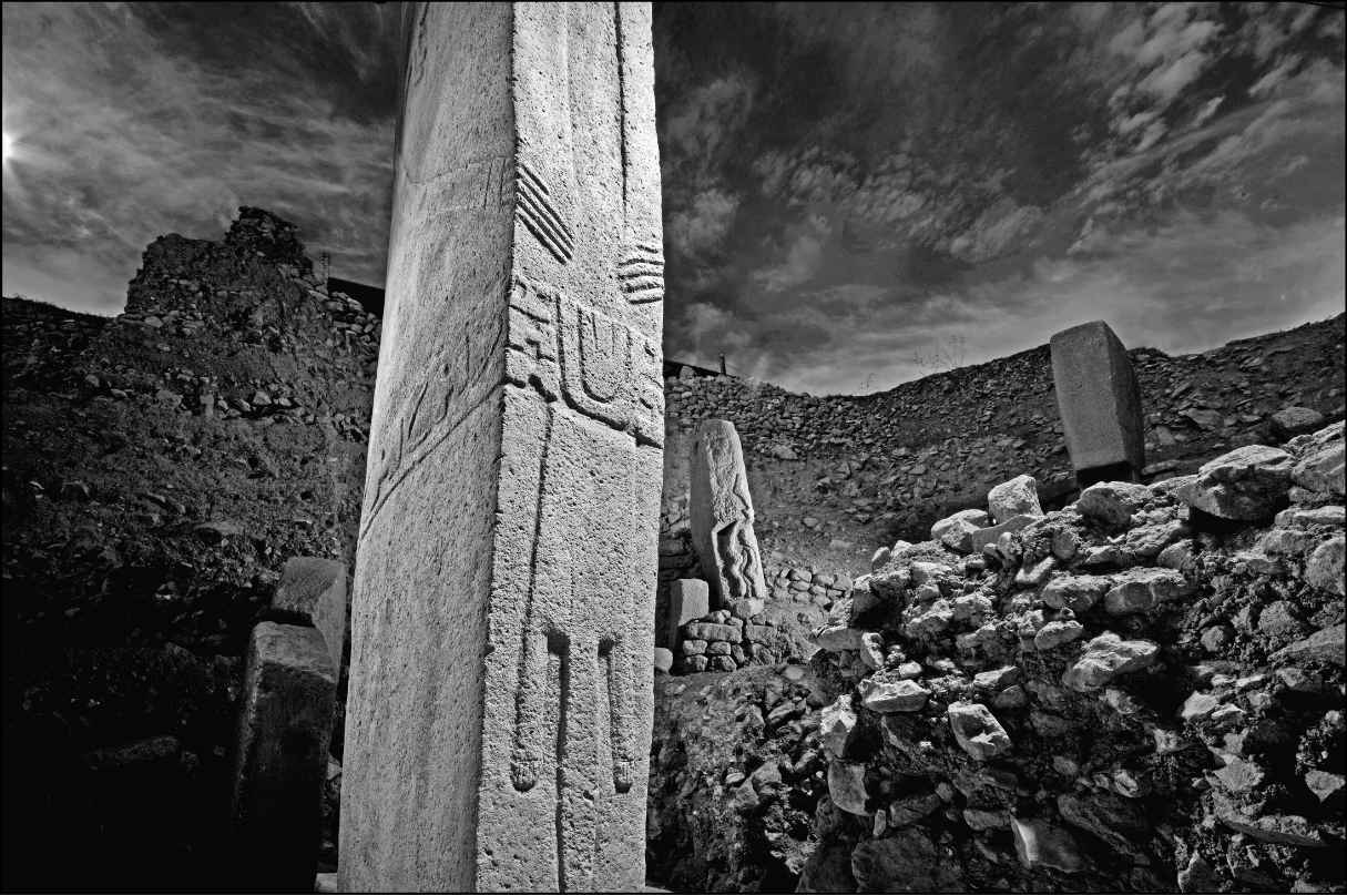 Gobekli TepeGobekli Tepe  Quarry Klaus Schmidt and Charles Mann  