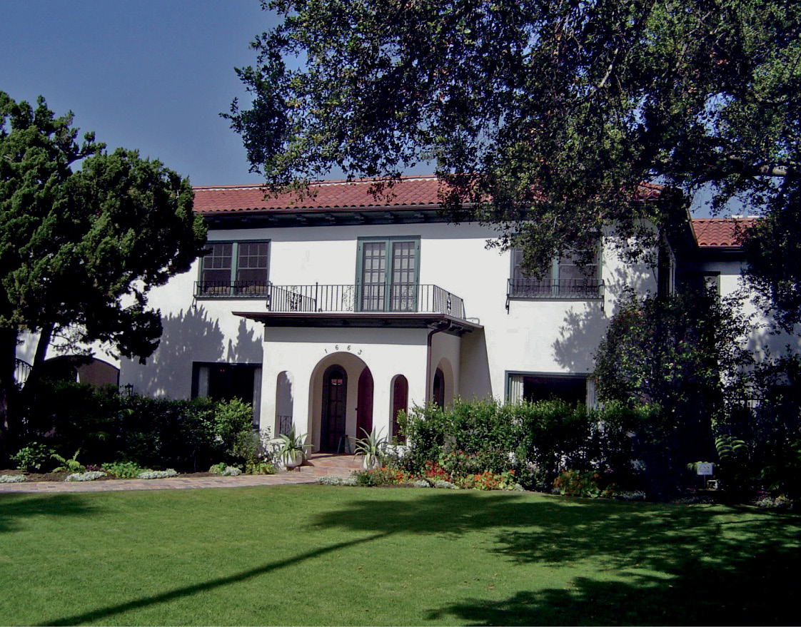 Casey and Edna Stengel’s “splendid” home on Grandview Avenue in Glendale, California, where they resided from 1924 to 1975.