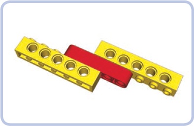 This connection, with studs inserted into the beam’s pin holes, is sturdy but considered incorrect. This is because—unlike in the previous examples—the spacing between the bricks’ pin holes is not equal to a full number of studs. In terms of LEGO units, the bricks are misaligned.