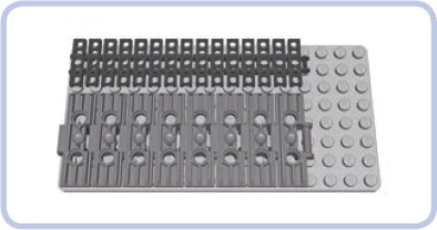 The older 15-link-long track and the newer 8-link-long track are both 13 studs long.