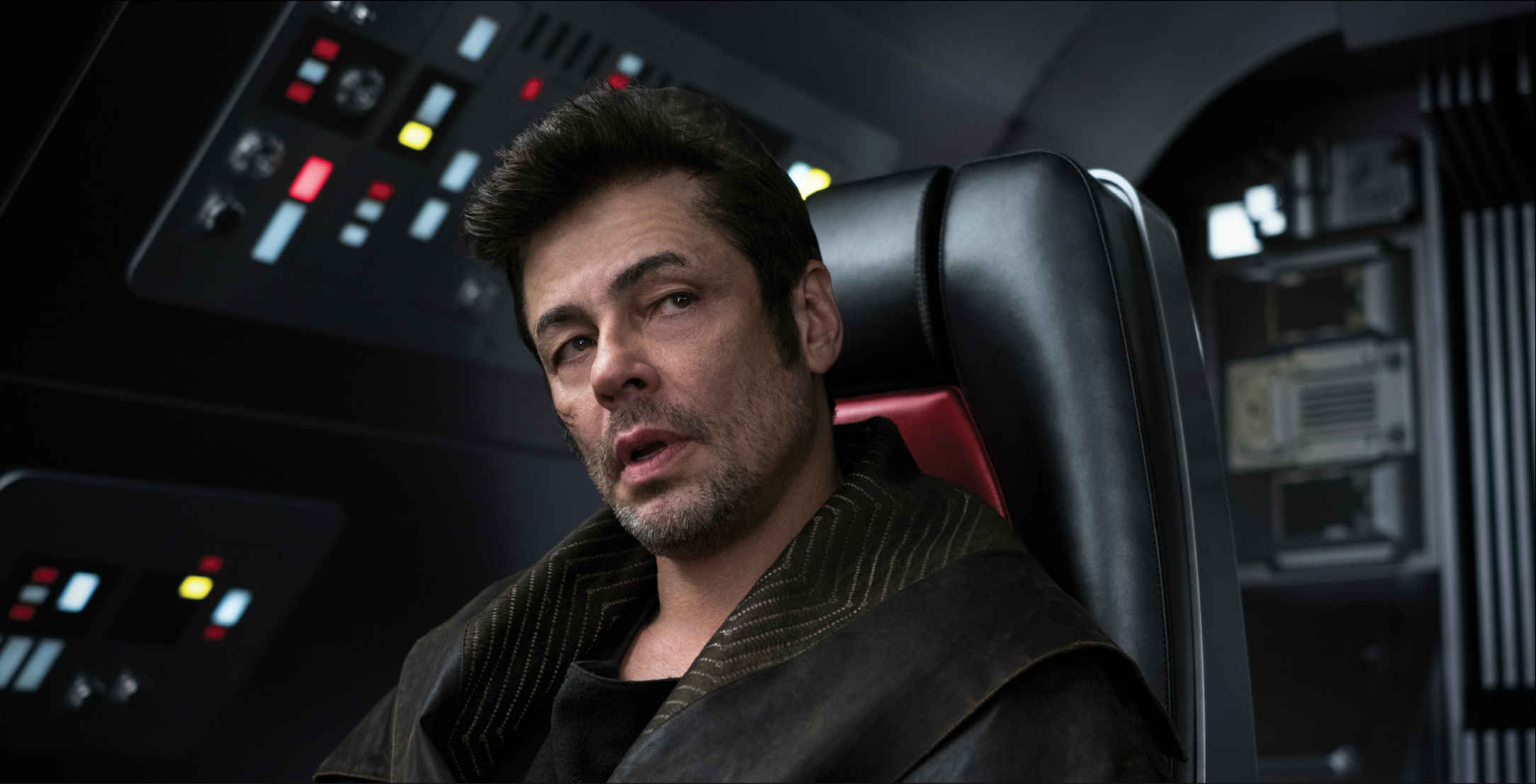 Worried about their new leader, Poe sends technician Rose Tico and former stormtrooper Finn on a secret mission. Their quest takes them to the beautiful and deadly city of Canto Bight. There they meet a skilled codebreaker called DJ who can help them with their mission. 