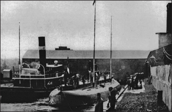 The U-Deutschland arriving in her berth 10 July 1916.