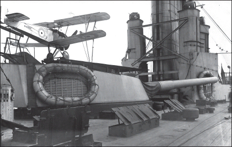 Photo 4.4. View, looking aft, of the midships