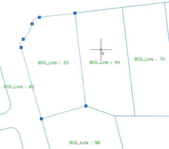 Screenshot of the plan view of east parcel segment presenting Parcel # 82, 23,69, 70, and 58. Parcel #23 has seven parcel vertices and a Delete Sub-Entity tool points Parcel #69.