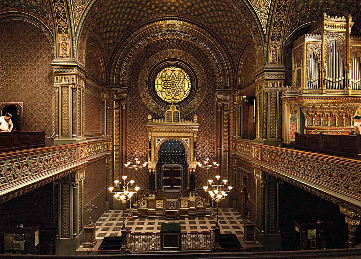 Spanish_synagogue_Prague_Prague_EC.jpg