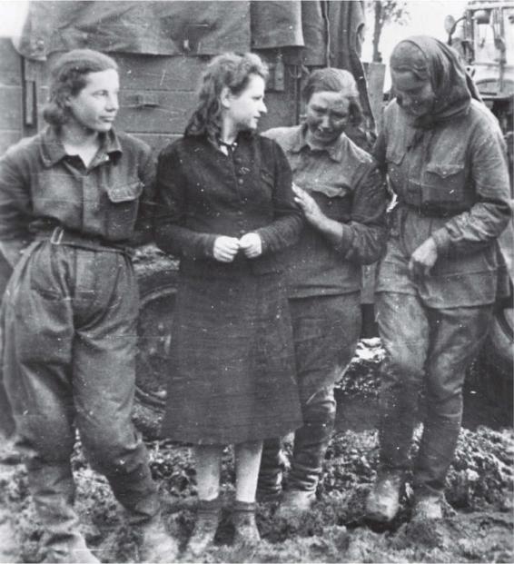 Female Red Army prisoners, August 1941: many were executed.