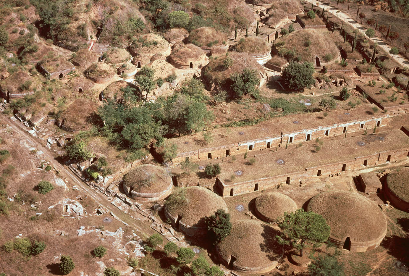 Immagine di Cerveteri, veduta aerea della necropoli etrusca, IX sec. a.C.